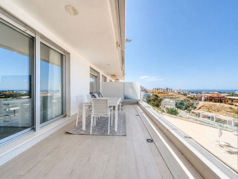Apartment for Sale in Estepona, Malaga 4