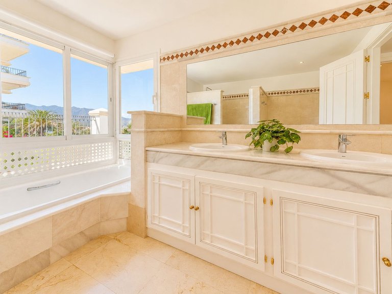 Apartment for Sale in La Cala De Mijas, Malaga 23
