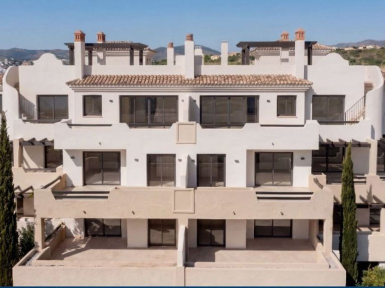 Penthouse for Sale in Casares, Malaga 5