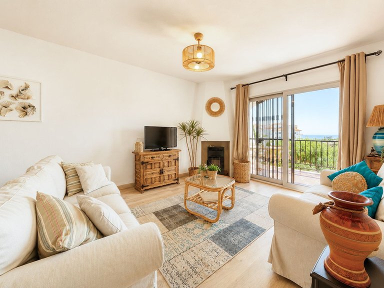 Apartment for Sale in Riviera Del Sol, Malaga 10