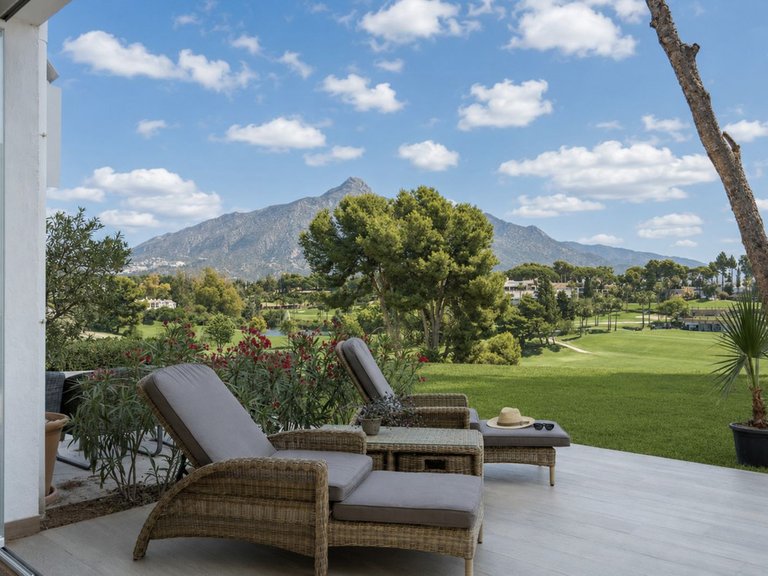 Apartment for Sale in Nueva Andalucia, Malaga 2