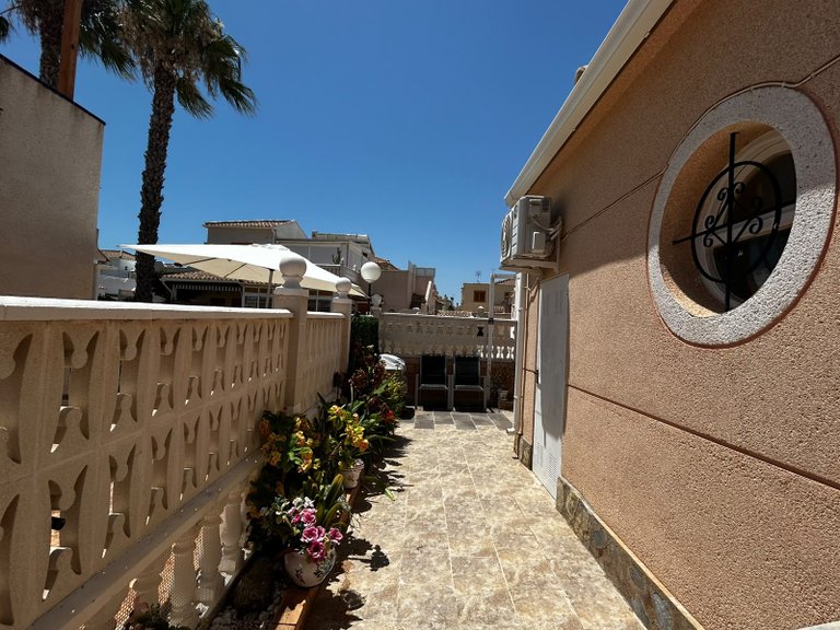 Town House for Sale in Playa Flamenca, Alicante 8