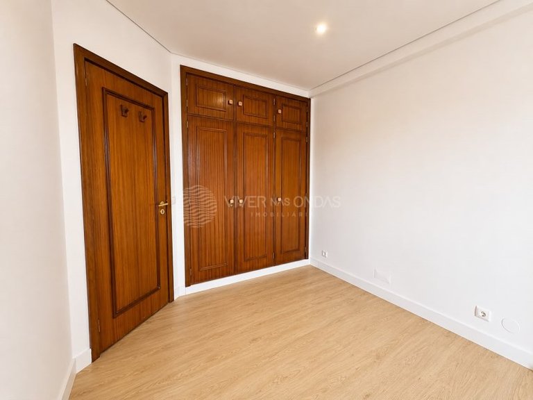 Apartment for Sale in Santa Marinha Do Zezere, Porto 15