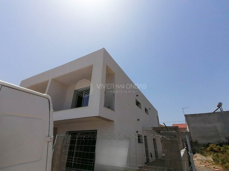 Villa for Sale in Fernao Ferro, Setubal 26