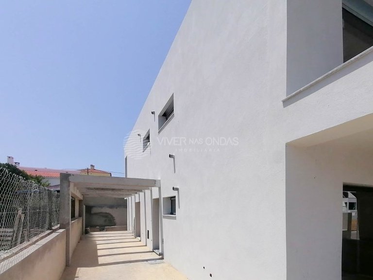 Villa for Sale in Fernao Ferro, Setubal 18