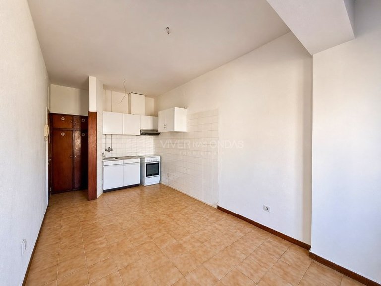 Apartment for Sale in Porto, Porto 1
