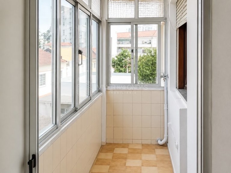 Apartment for Sale in Porto, Porto 3