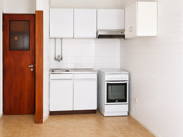 Apartment for Sale in Porto, Porto 4