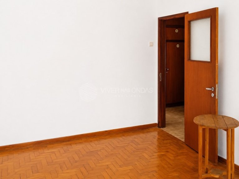 Apartment for Sale in Porto, Porto 8