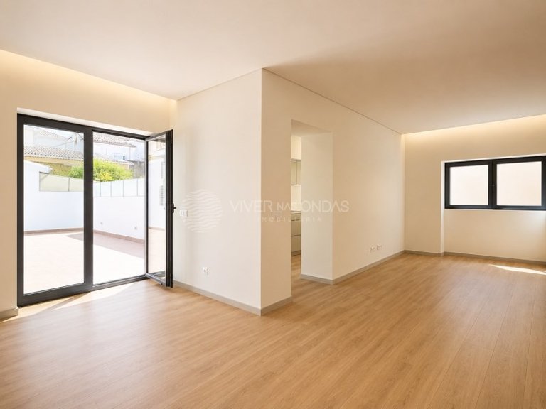 Apartment for Sale in Espinho, Aveiro 4