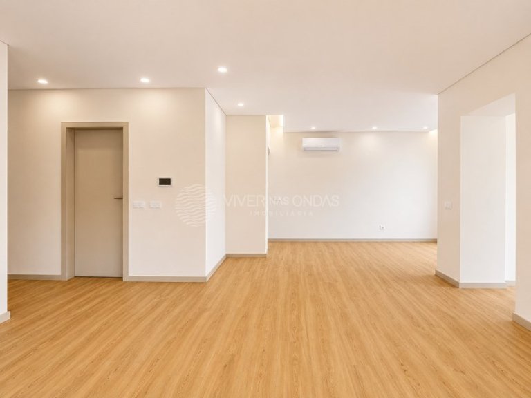 Apartment for Sale in Espinho, Aveiro 14