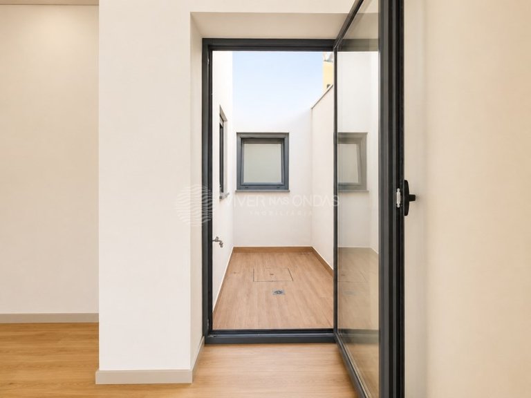 Apartment for Sale in Espinho, Aveiro 16