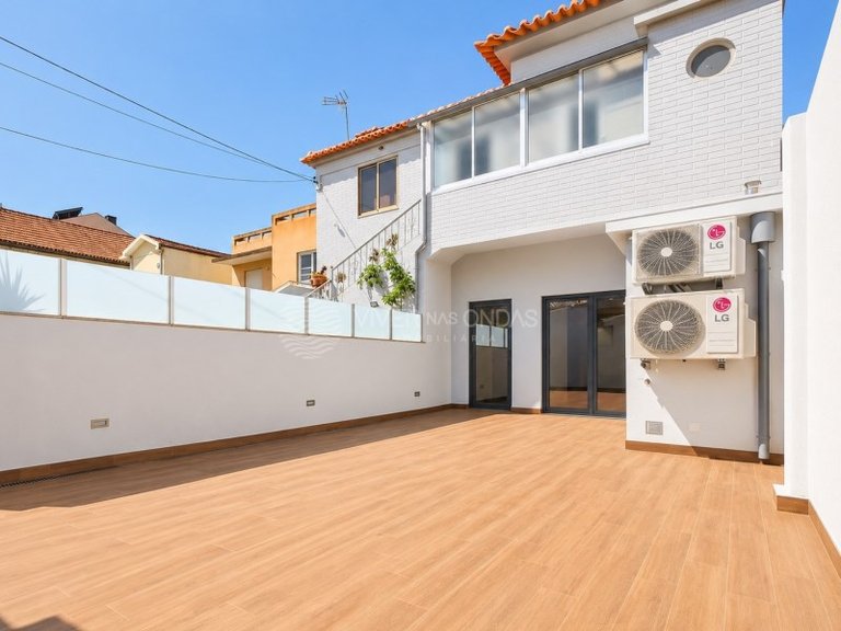 Apartment for Sale in Espinho, Aveiro 32