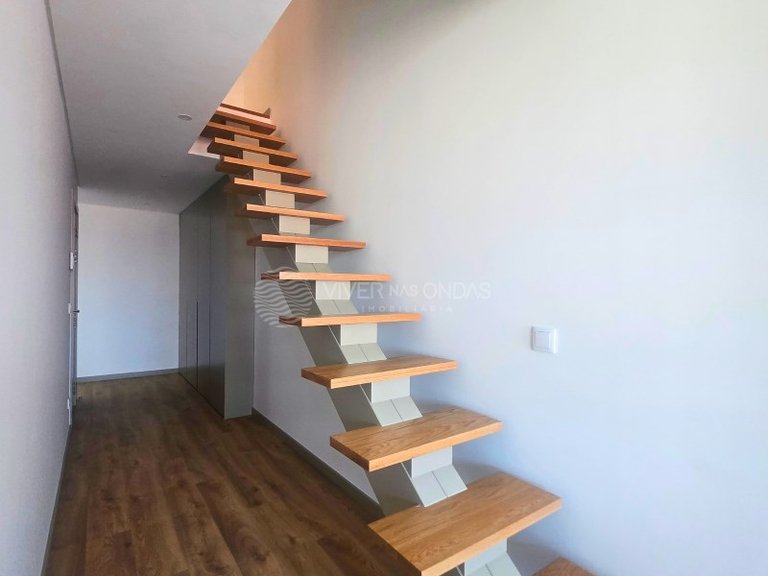 Apartment for Sale in Porto, Porto 8