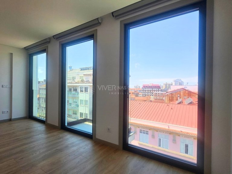 Apartment for Sale in Porto, Porto 10