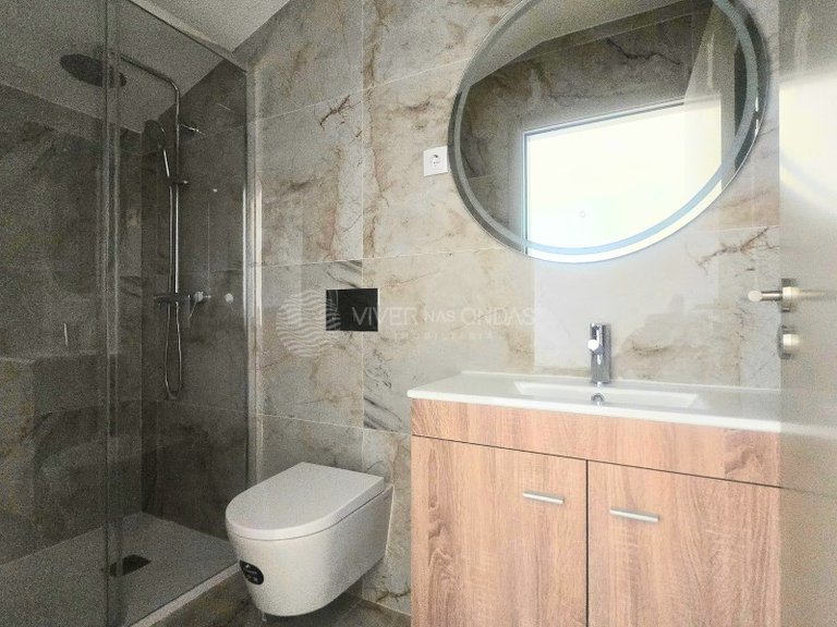 Apartment for Sale in Porto, Porto 22