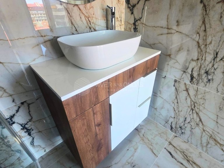 Apartment for Sale in Porto, Porto 25