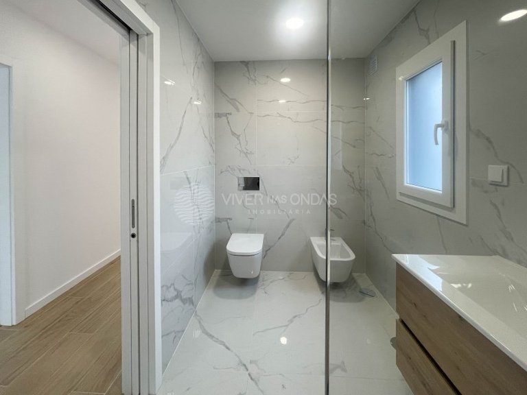 Villa for Sale in Fernao Ferro, Setubal 15