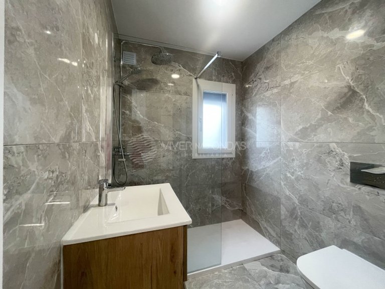 Villa for Sale in Fernao Ferro, Setubal 22