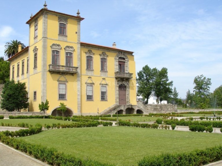 Apartment for Sale in Porto, Porto 20