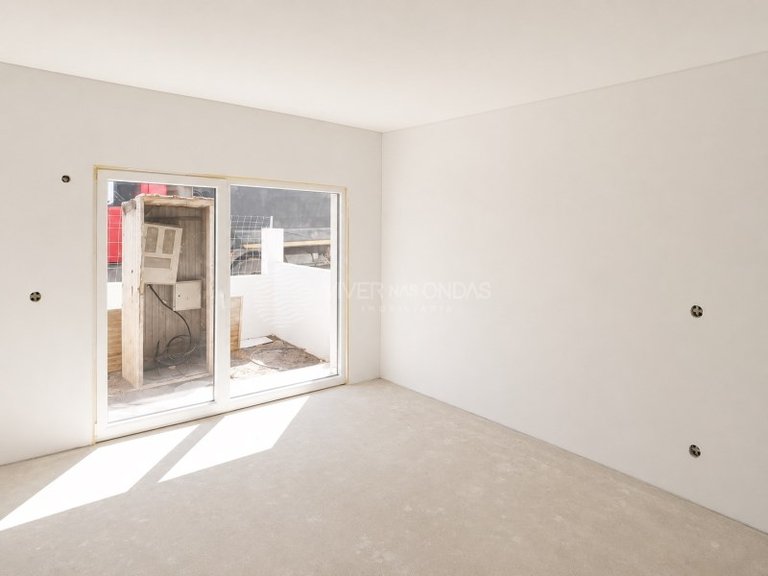 Villa for Sale in Fernao Ferro, Setubal 15