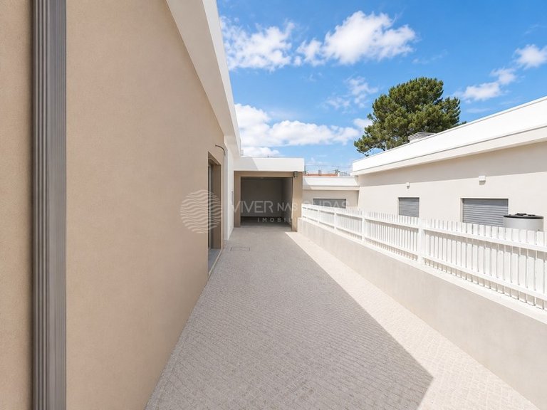 Villa for Sale in Fernao Ferro, Setubal 21