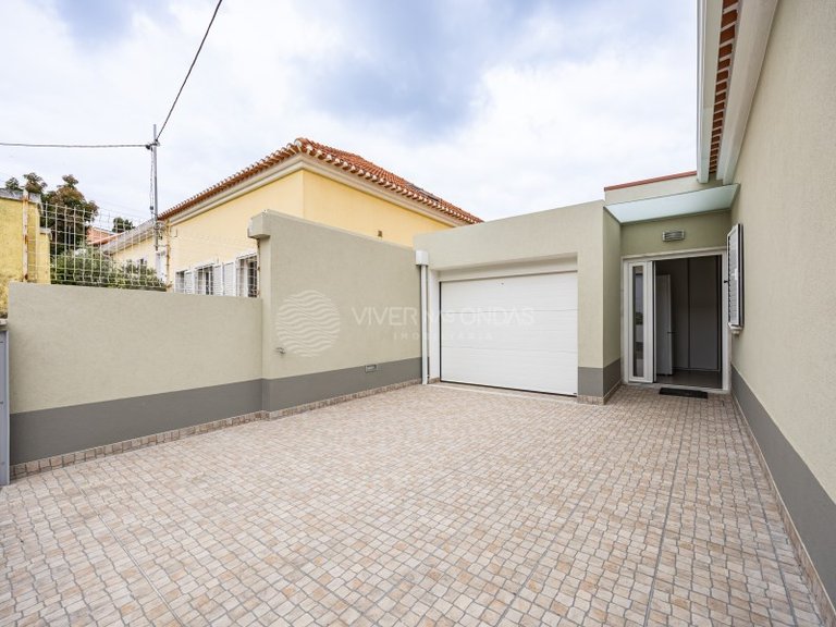 Villa for Rent in Almada, Setubal 5