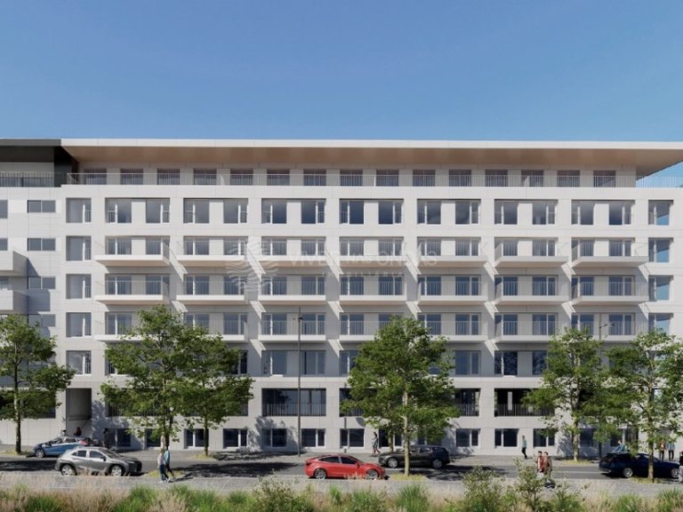Apartment for Sale in Porto, Porto 9
