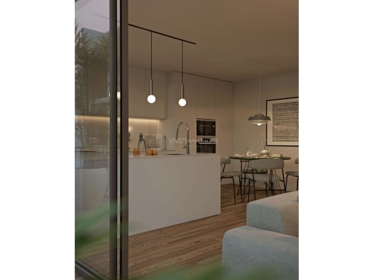 Apartment for Sale in Porto, Porto 3