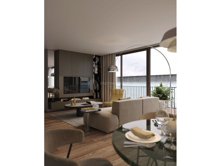 Apartment for Sale in Porto, Porto 4