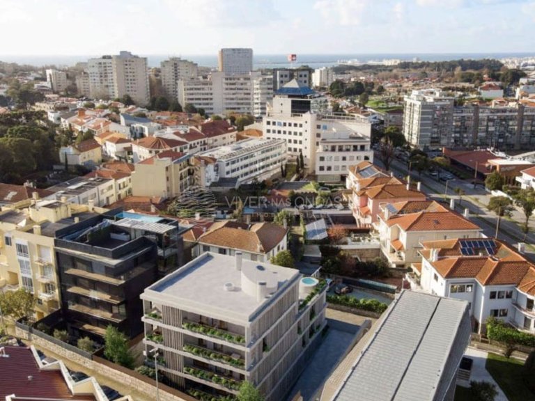 Apartment for Sale in Porto, Porto 11