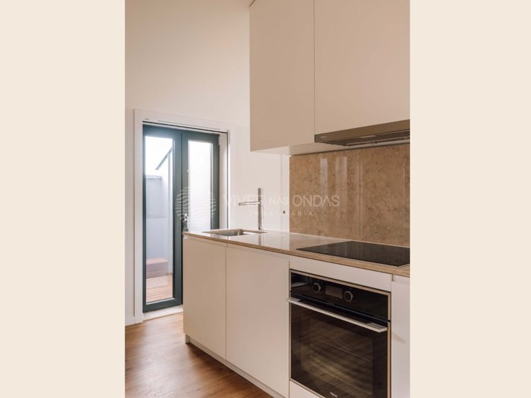 Apartment for Sale in Lisbon, Lisbon 4