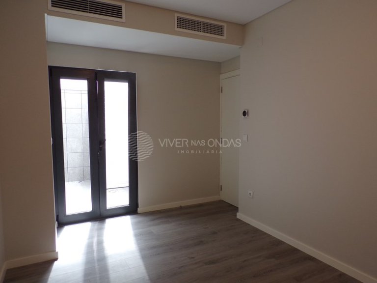 Apartment for Sale in Sesimbra, Setubal 14
