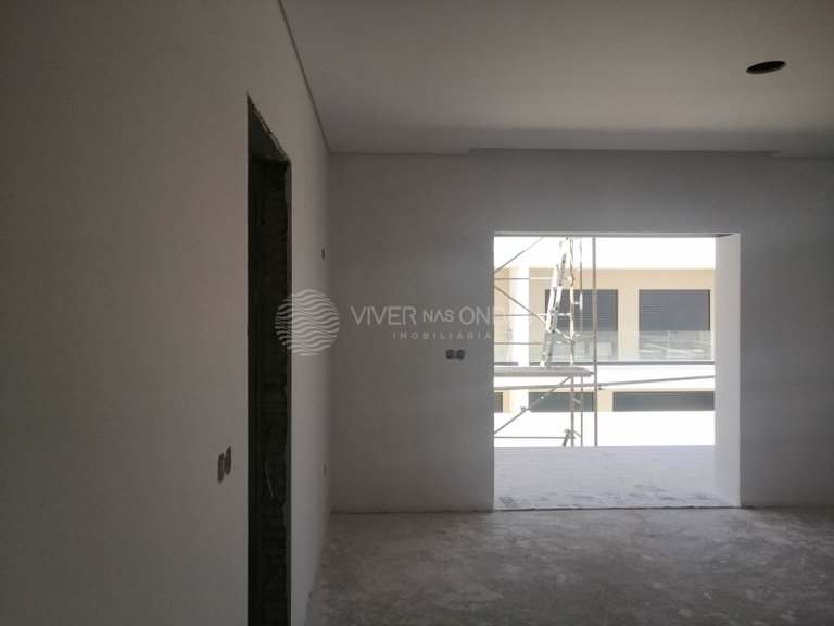 Villa for Sale in Fernao Ferro, Setubal 13