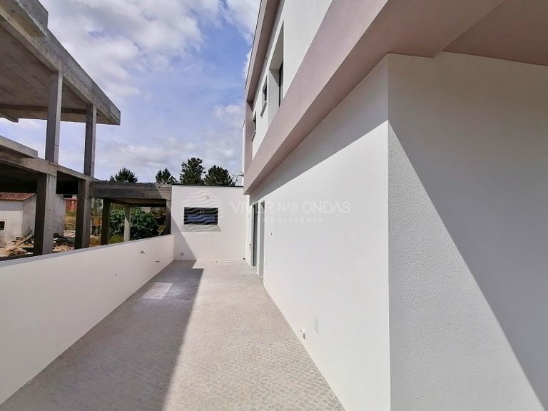 Villa for Sale in Fernao Ferro, Setubal 17