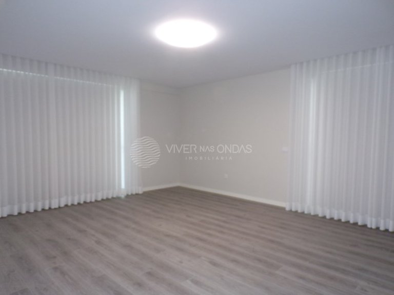 Apartment for Sale in Sesimbra, Setubal 7
