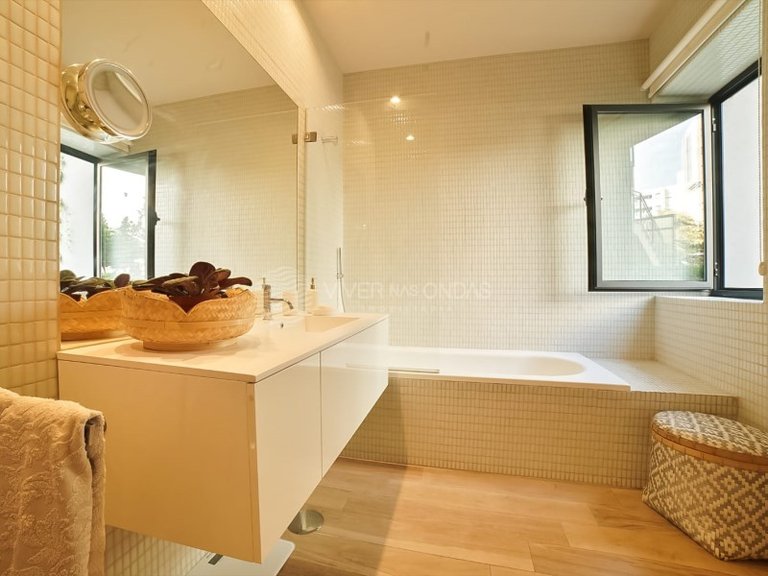 Apartment for Sale in Porto, Porto 15