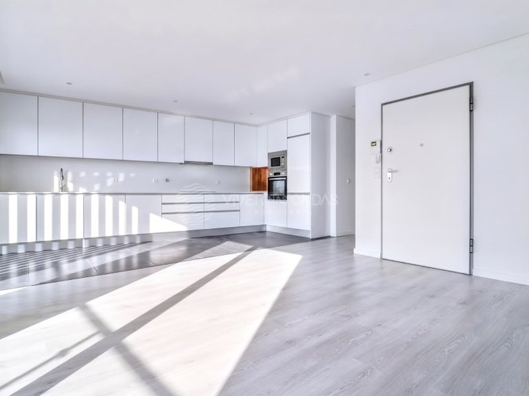 Apartment for Sale in Corroios, Setubal 6