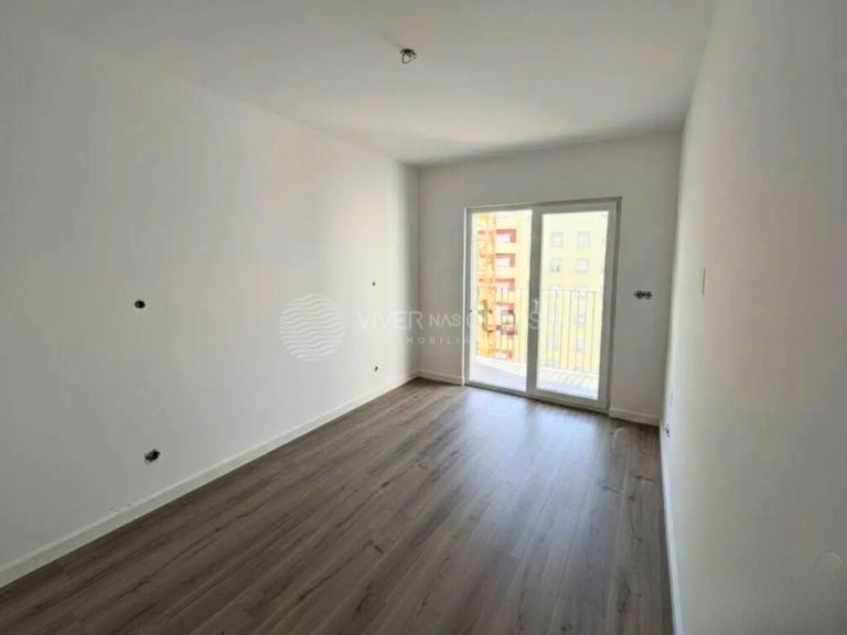 Apartment for Sale in Corroios, Setubal 16