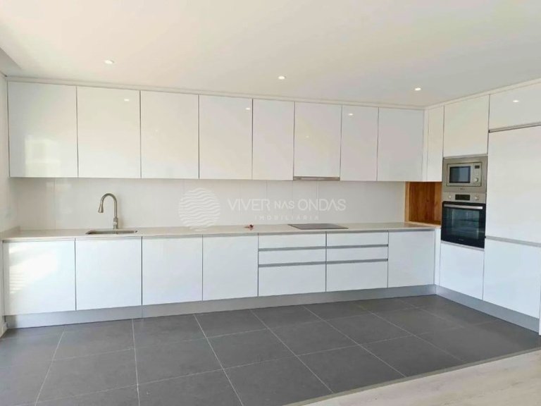 Apartment for Sale in Corroios, Setubal 4