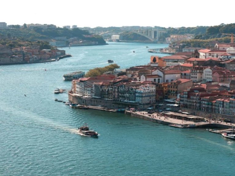 Apartment for Sale in Porto, Porto 15
