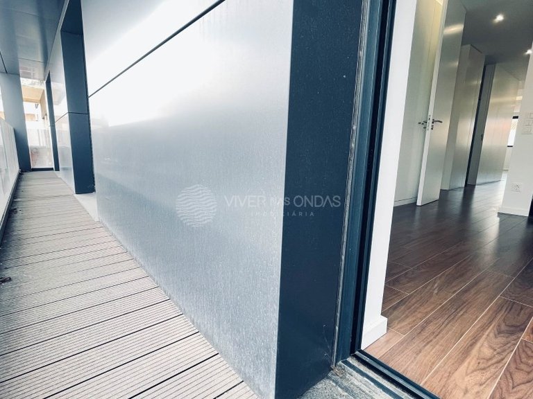 Apartment for Sale in Porto, Porto 17
