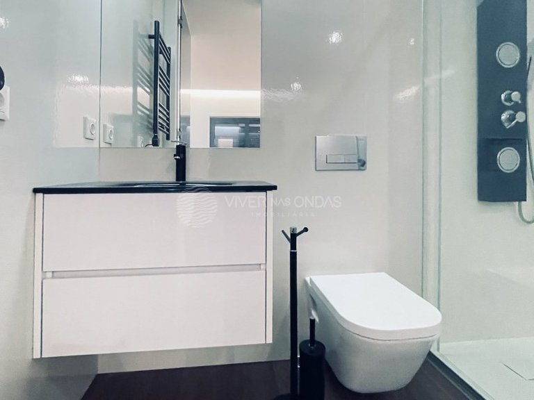 Apartment for Sale in Porto, Porto 21