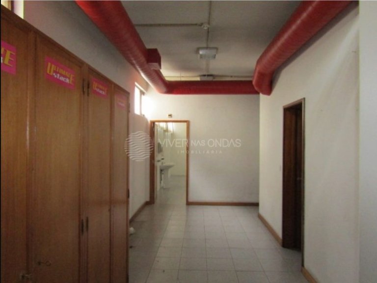 Commercial for Sale in Porto, Porto 7