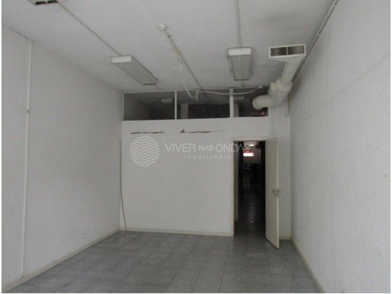 Commercial for Sale in Porto, Porto 11