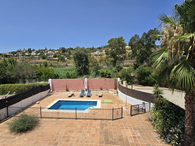 Villa for Sale in Vinuela, Malaga 3