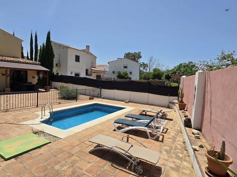 Villa for Sale in Vinuela, Malaga 5