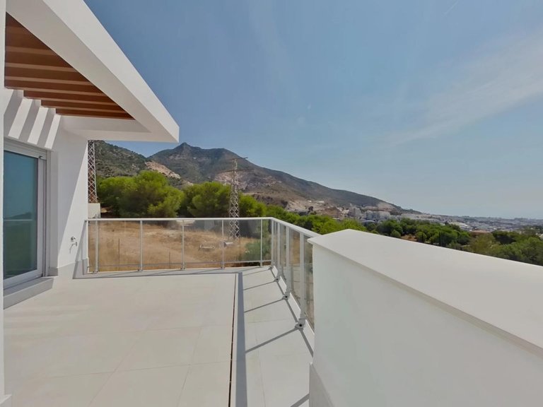 Penthouse for Sale in Benalmadena, Malaga 1