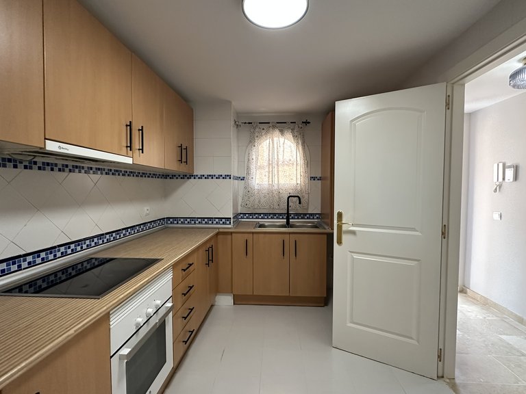 Penthouse for Sale in Mijas Golf, Malaga 10