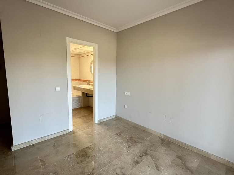 Penthouse for Sale in Mijas Golf, Malaga 34